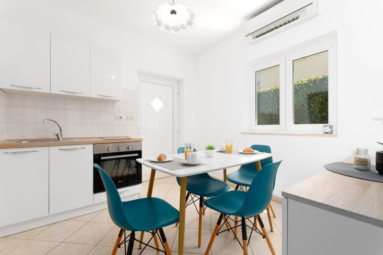 Apartment Lucija, Stinjan PUY 외부 사진